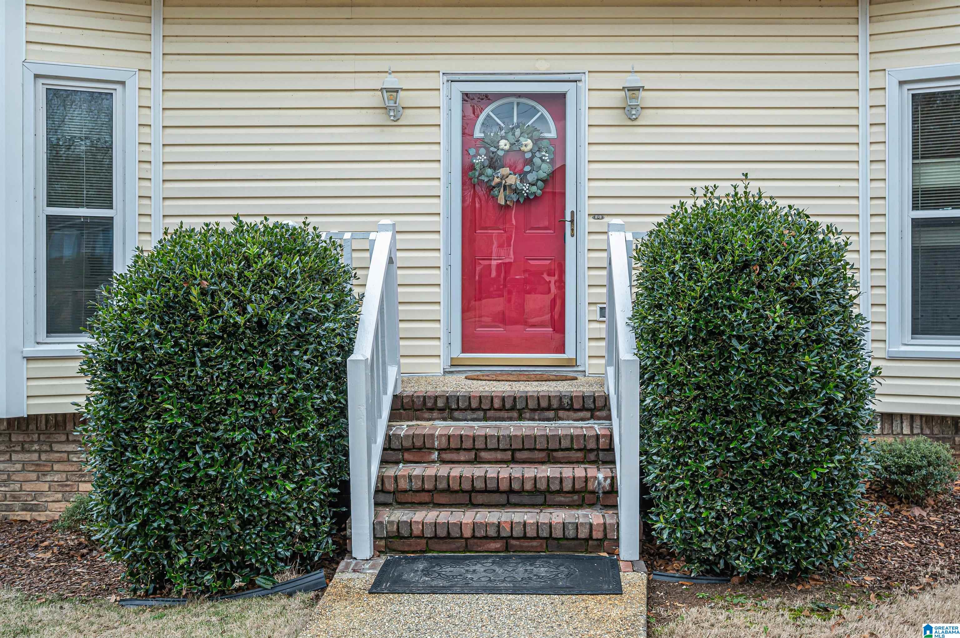 1005 10th Place Alabaster, AL 35007 - Photo 4 of 45