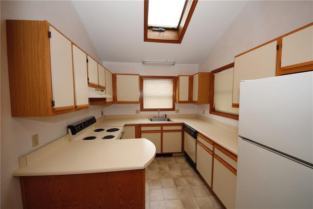 24 Witham Street, Unit 14 Springvale, ME 04083 - Photo 5 of 16 Photo
