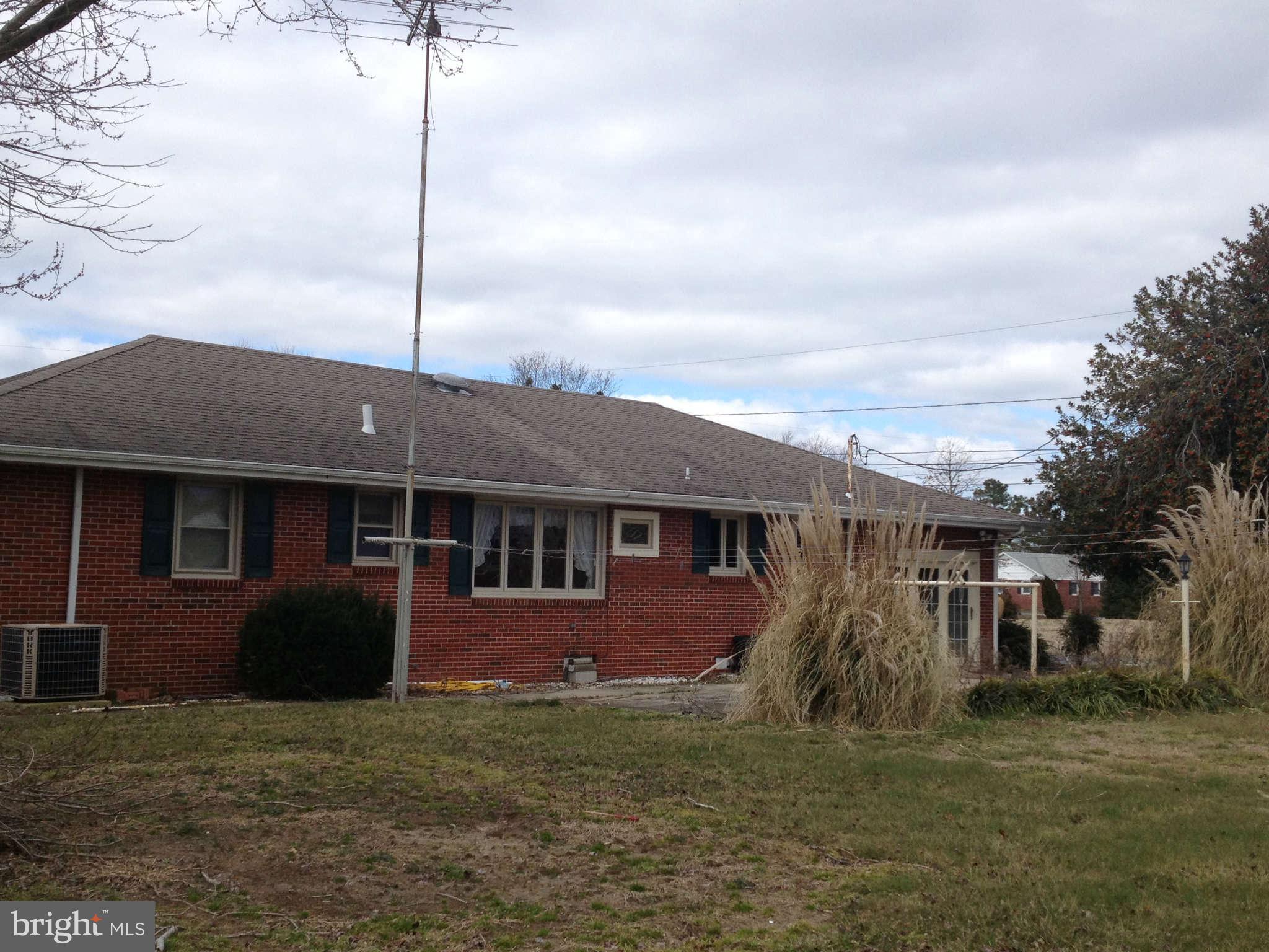 5507 Whitehall Road Cambridge, MD 21613 - Photo 2 of 7 Exterior (General)