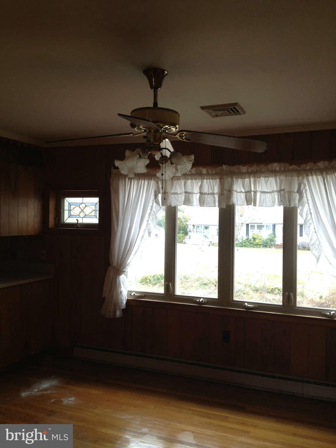 5507 Whitehall Road Cambridge, MD 21613 - Photo 7 of 7 Dining Room