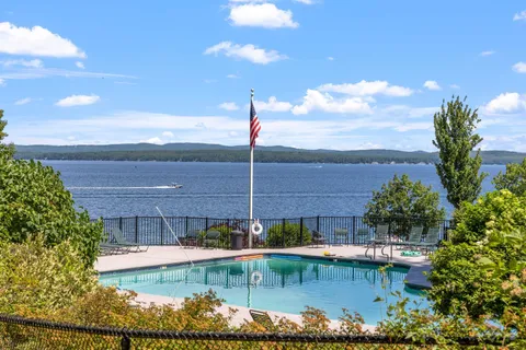 $750,000 | 2696 Lake Shore Road, Unit 91, Gilford, NH 03249