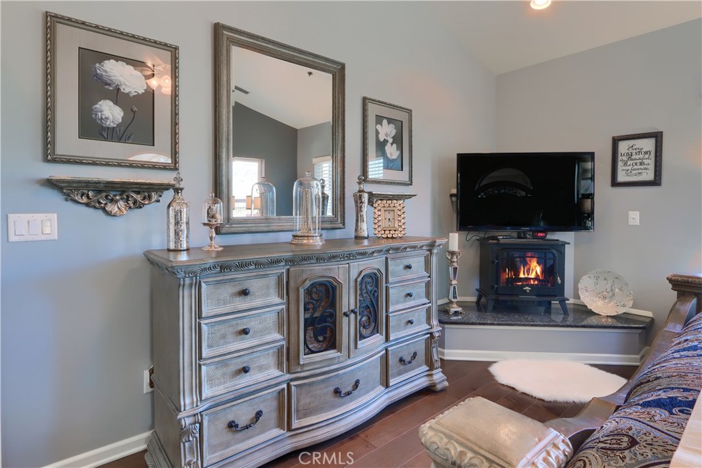 42038 Empty Creek Road Oakhurst, CA 93644 - Photo 27 of 66 primary bedroom