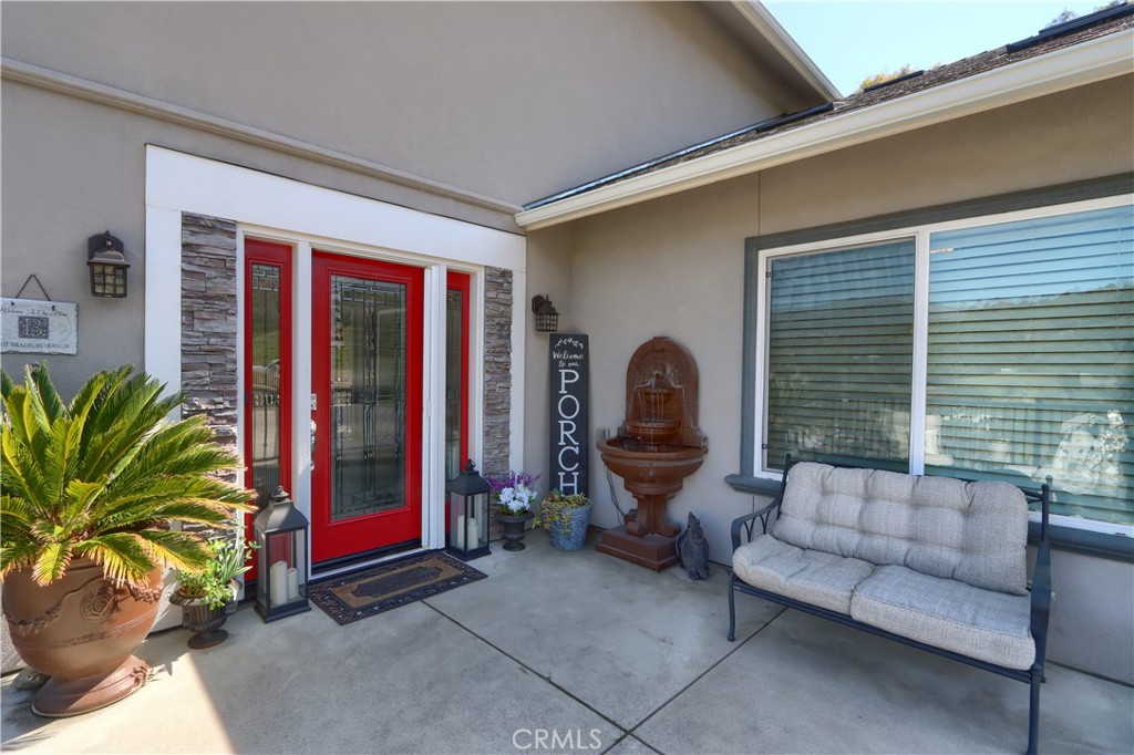 42038 Empty Creek Road Oakhurst, CA 93644 - Photo 38 of 66 front entry