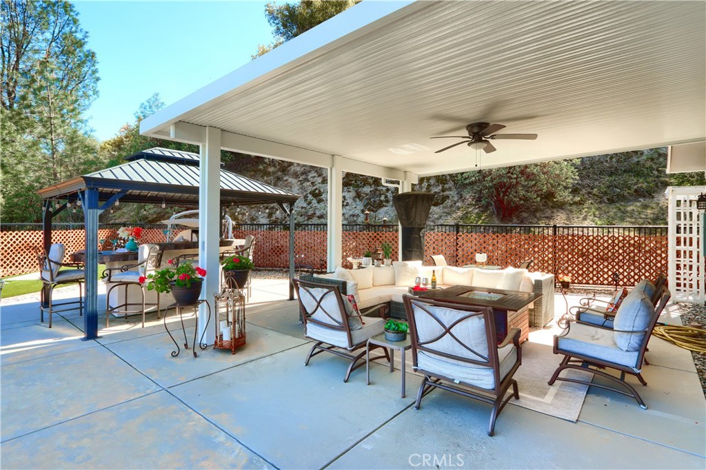 42038 Empty Creek Road Oakhurst, CA 93644 - Photo 47 of 66 lots of outdoor space and low maintenance too