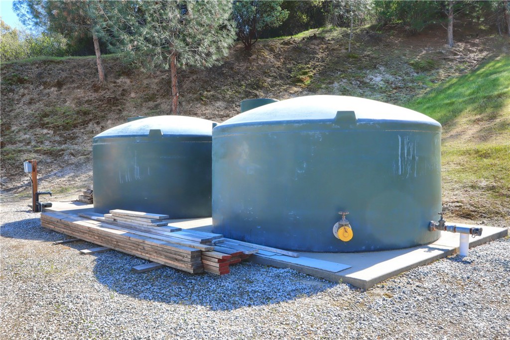 42038 Empty Creek Road Oakhurst, CA 93644 - Photo 66 of 66 2 2500 gallon water storage with fire hose hook ups at shop