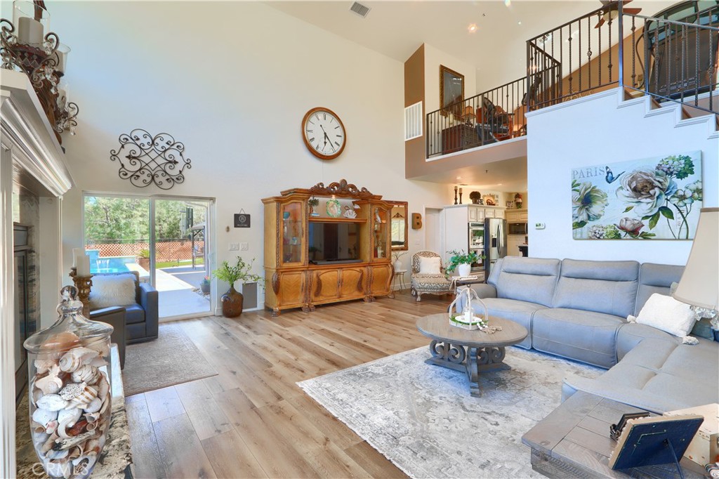 42038 Empty Creek Road Oakhurst, CA 93644 - Photo 7 of 66 slider leads to pool and large patio