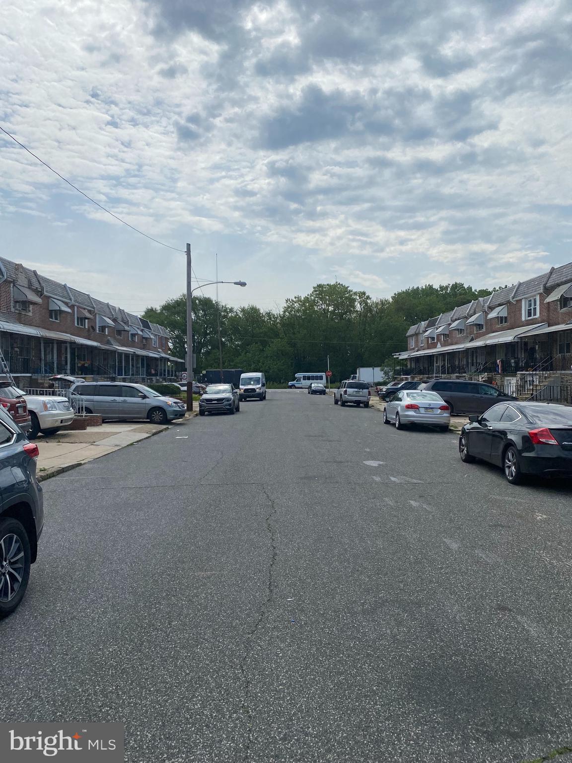 2821 South Simpson Street Philadelphia, PA 19142 - Photo 3 of 4