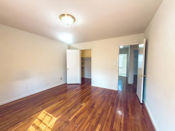 $1,500 | 821 Stonegate Drive, Unit 2, Salem, VA 24153