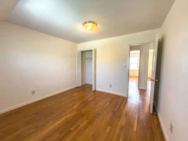 $1,500 | 821 Stonegate Drive, Unit 2, Salem, VA 24153