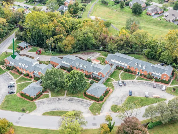 $1,500 | 821 Stonegate Drive, Unit 2, Salem, VA 24153