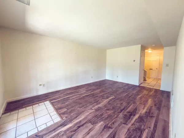 $1,500 | 821 Stonegate Drive, Unit 2, Salem, VA 24153