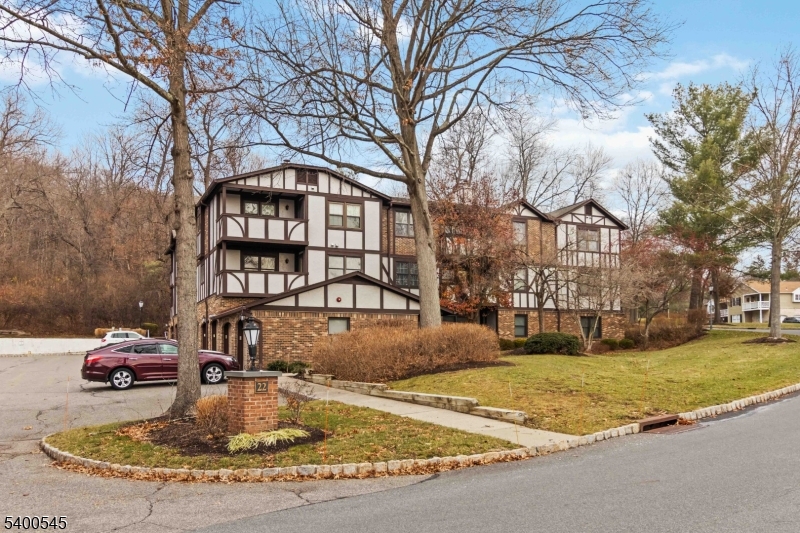 22 Heritage Drive, Unit C Chatham, NJ 07928 - Photo 23 of 27 a view of a house with a yard
