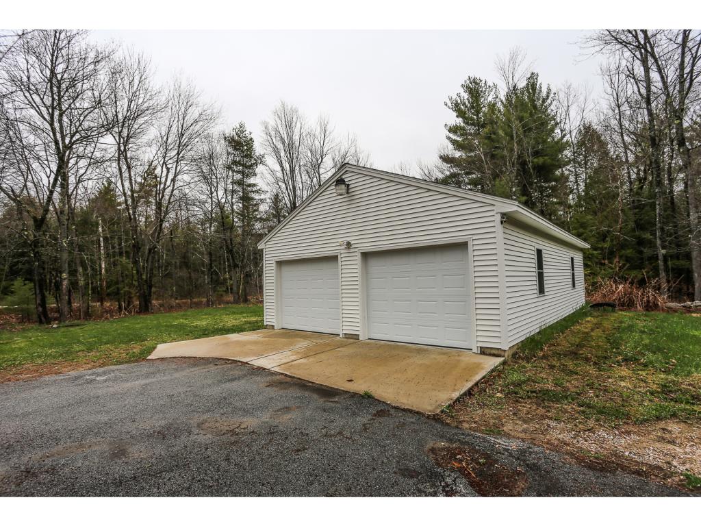 414 Deerfield Road Allenstown, NH 03275 - Photo 5 of 23