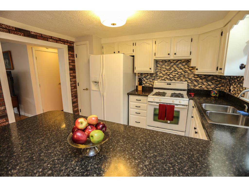 414 Deerfield Road Allenstown, NH 03275 - Photo 9 of 23