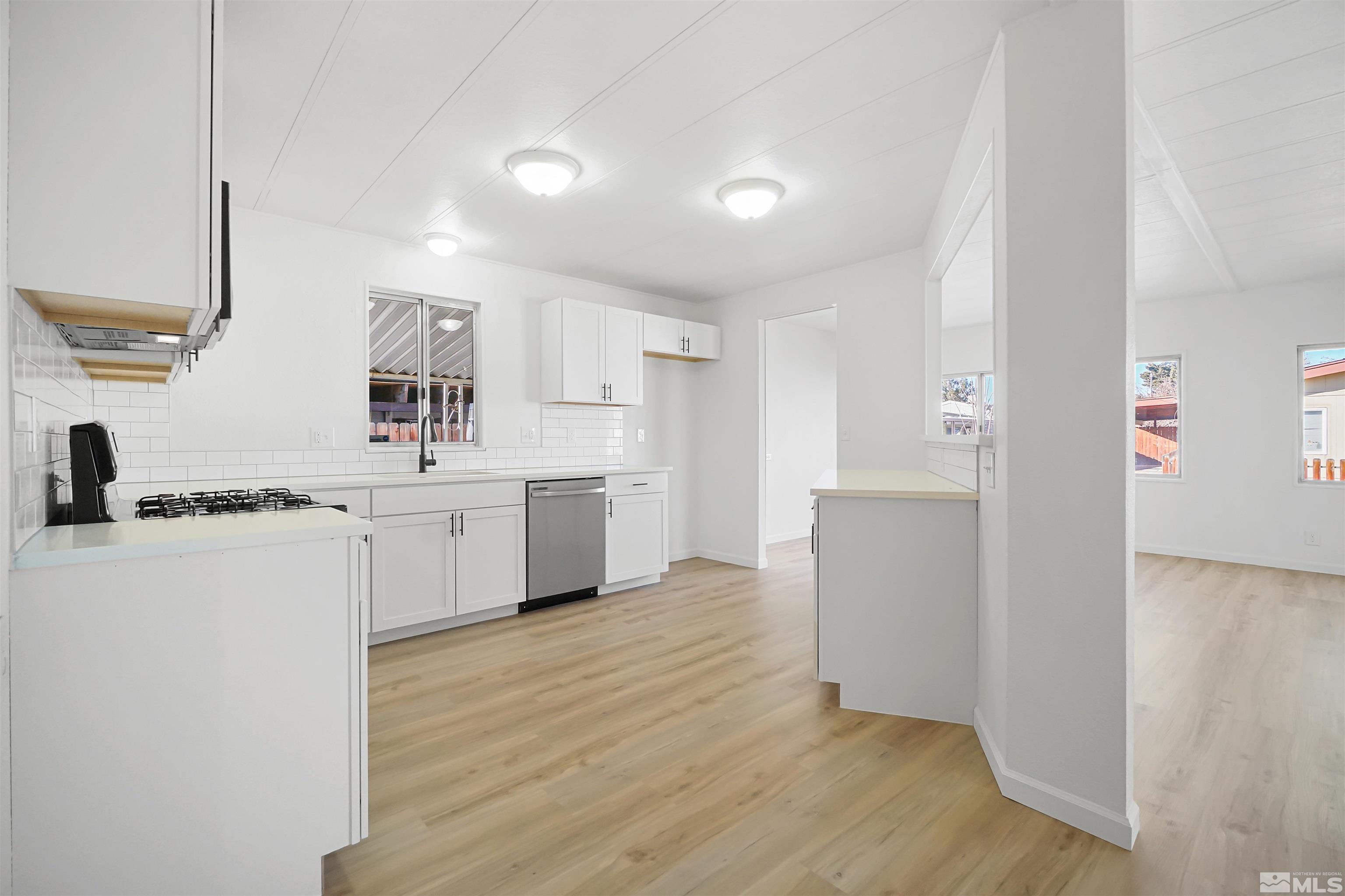 410 Randon Court Fernley, NV 89408 - Photo 12 of 36 Photo 12