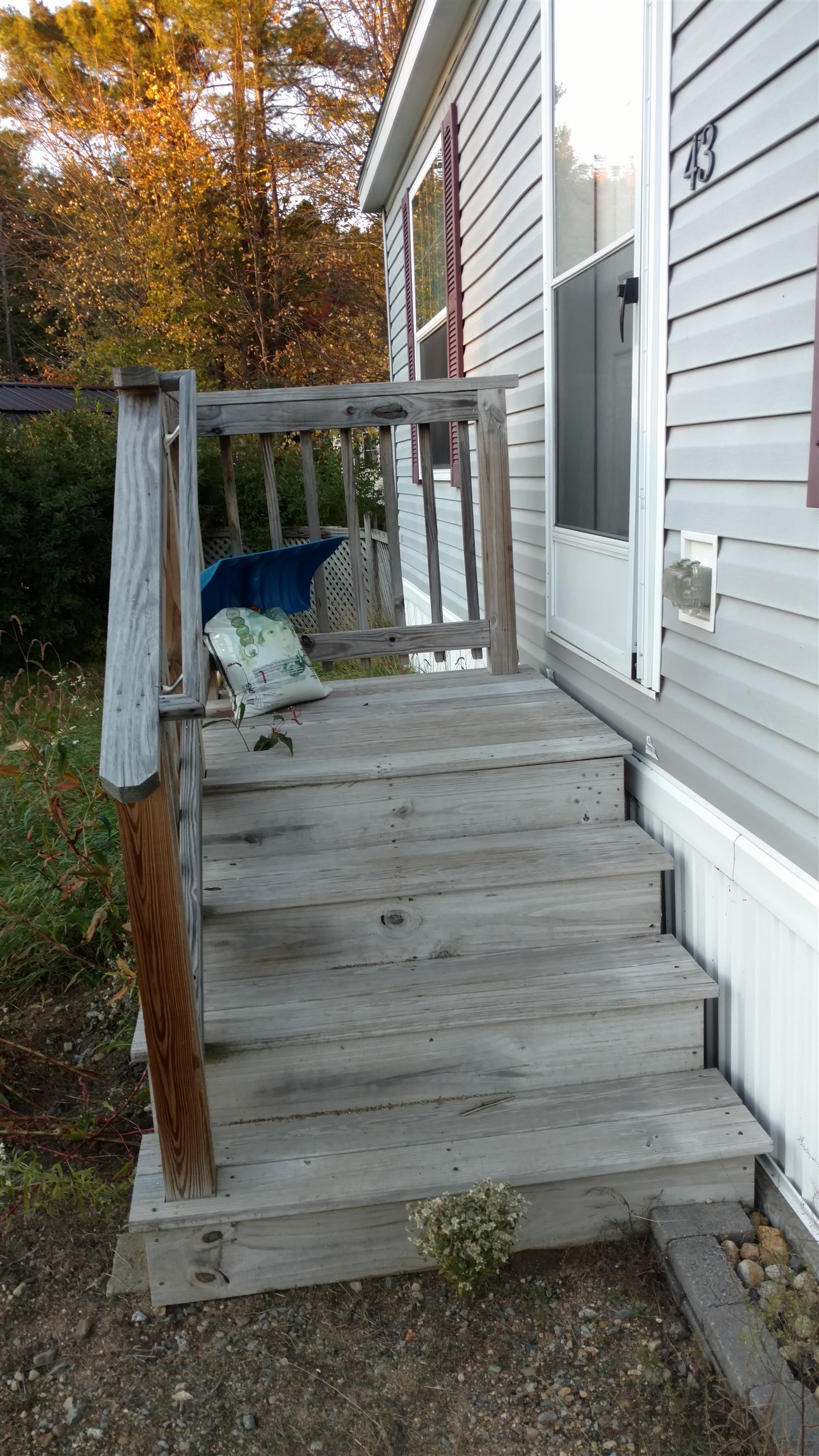 43 Fieldstone Lane Rochester, NH 03867 - Photo 2 of 9