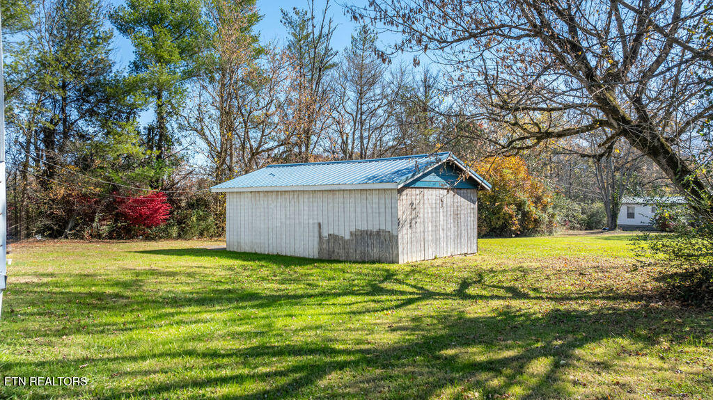 2453 Ellejoy Road Walland, TN 37886 - Photo 4 of 11 DJI_0572-HDR