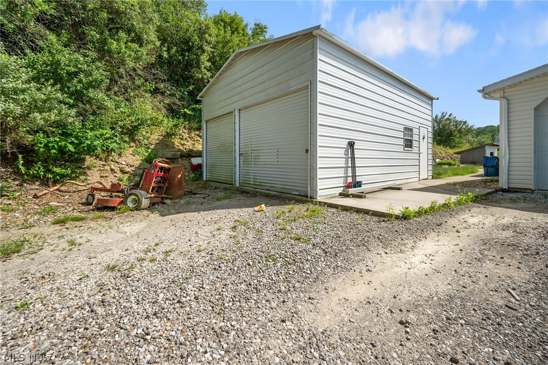 7022 Bluebird Road Northwest East Canton, OH 44730 - Photo 34 of 40