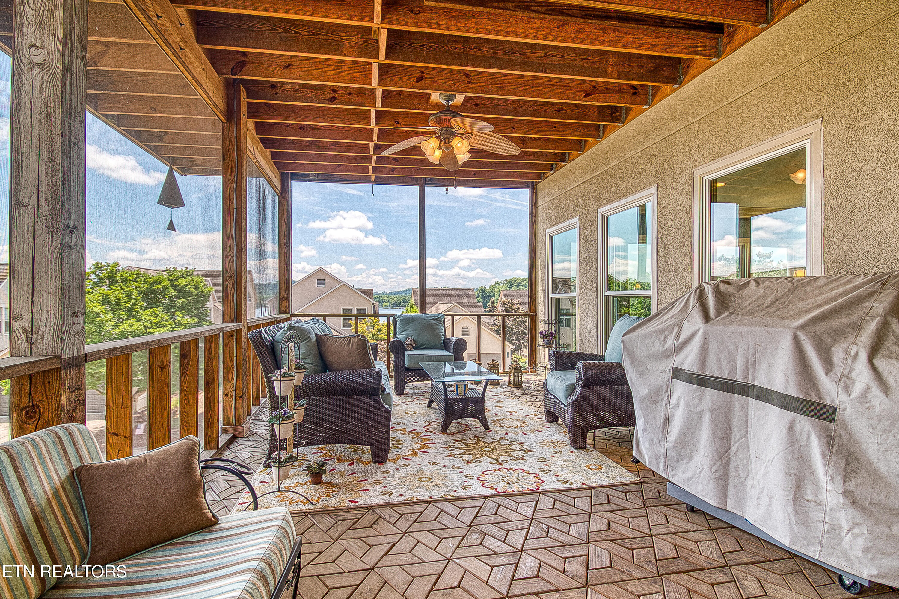 3445 Commodore Point Knoxville, TN 37922 - Photo 11 of 37 3445 Commodore Point Knoxville TN 37922