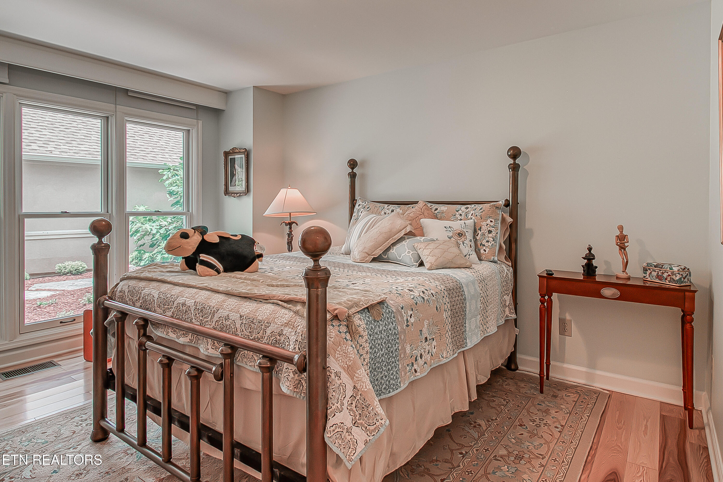 3445 Commodore Point Knoxville, TN 37922 - Photo 20 of 37 3445 Commodore Point Knoxville TN 37922