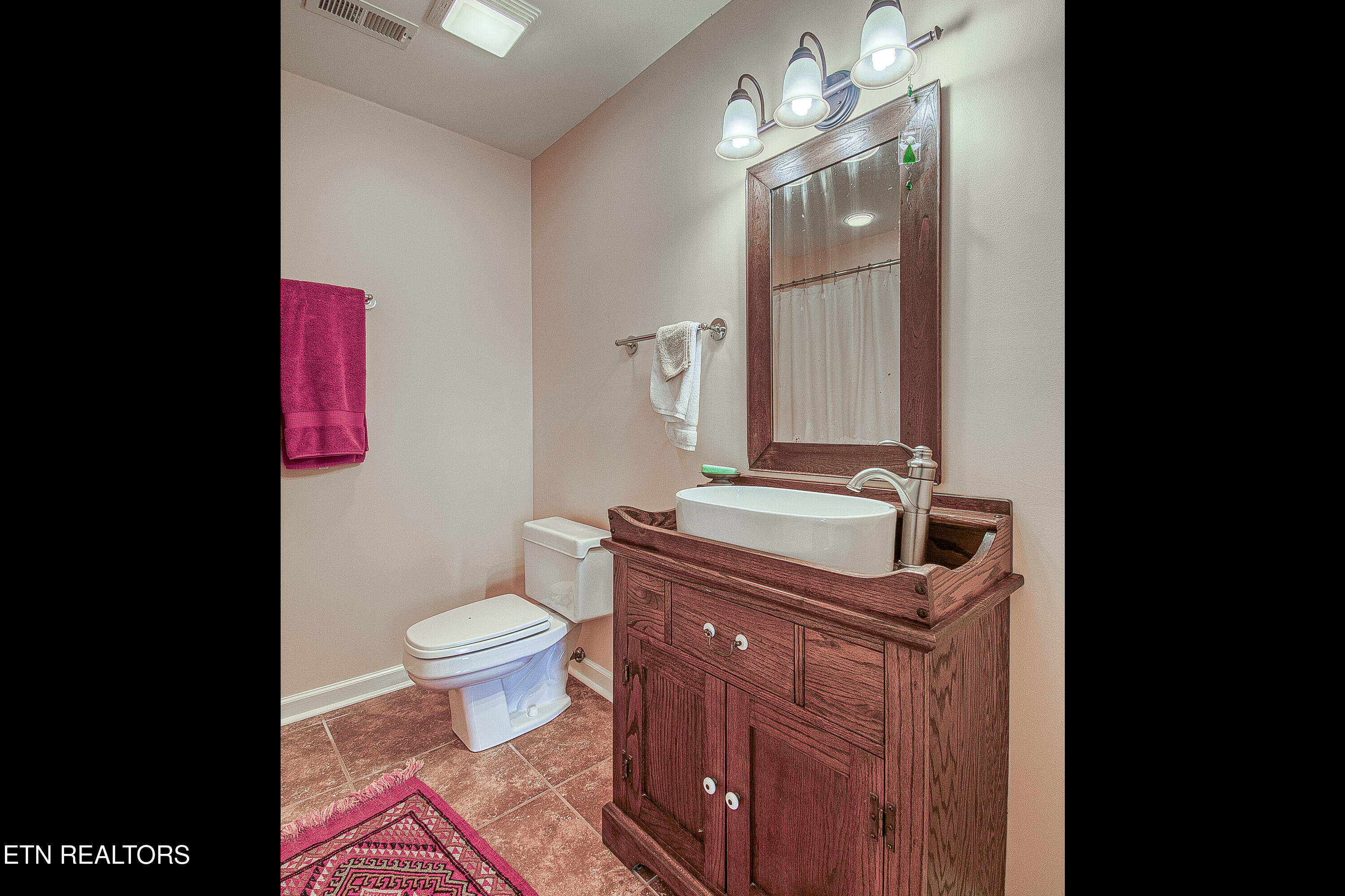 3445 Commodore Point Knoxville, TN 37922 - Photo 23 of 37 3445 Commodore Point Knoxville TN 37922