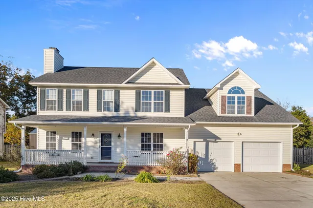 $1,900 | 200 Bridlewood Drive, Jacksonville, NC 28540