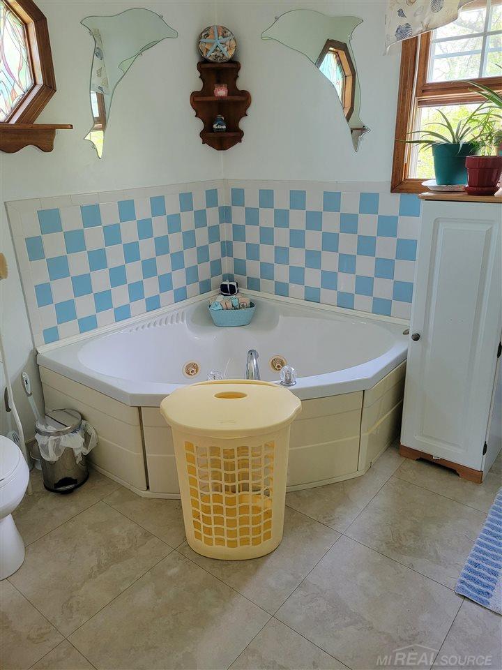 2235 Pointe Tremble Road Algonac, MI 48001 - Photo 26 of 34 50046113-26.JPG