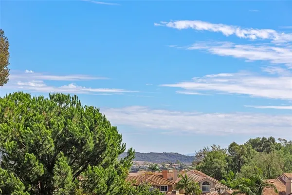 $2,860,000 | 22187 Westcliff, Mission Viejo, CA 92692