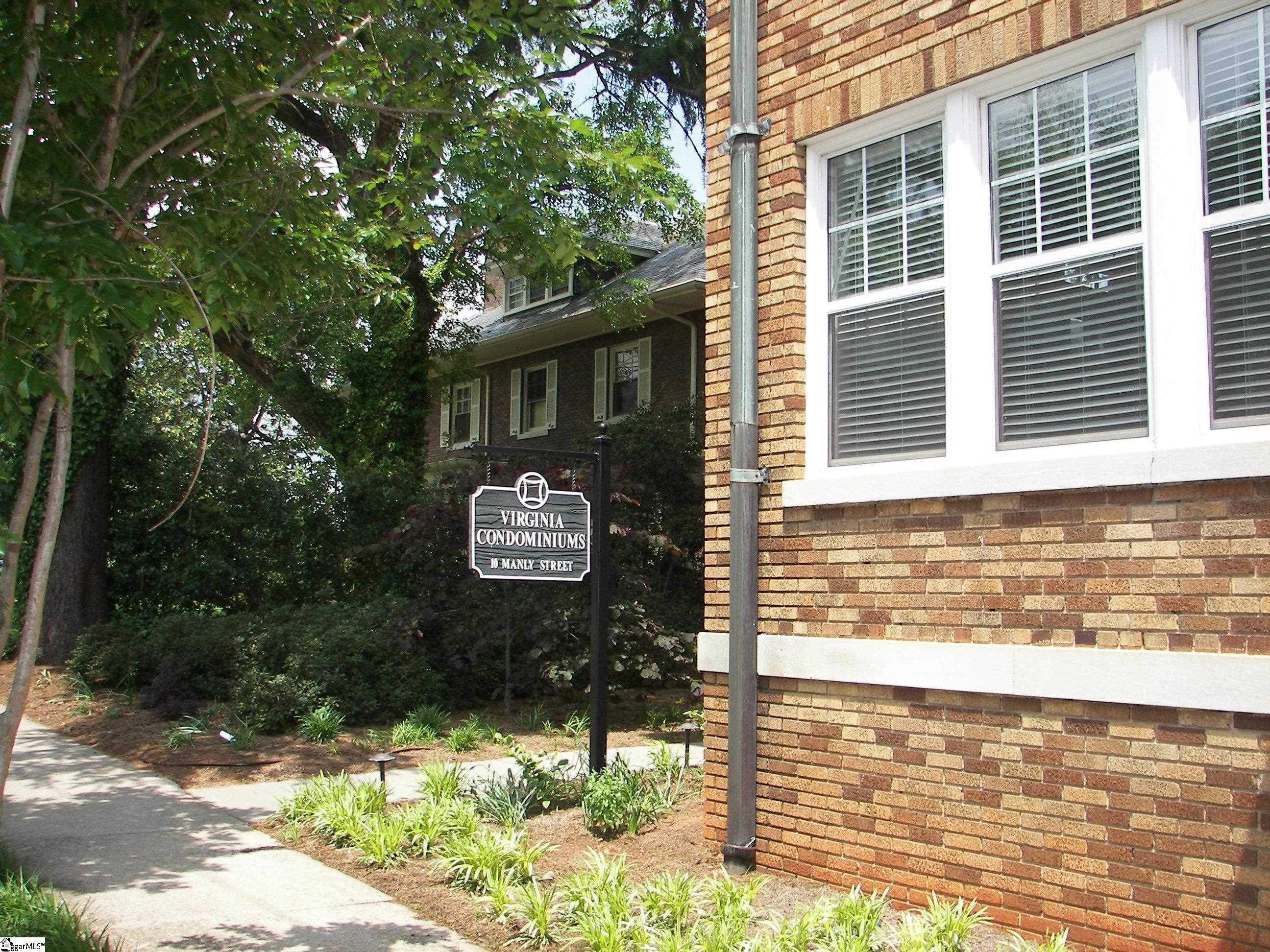 10 Manly Street, Unit B2 Greenville, SC 29601 - Photo 1 of 12