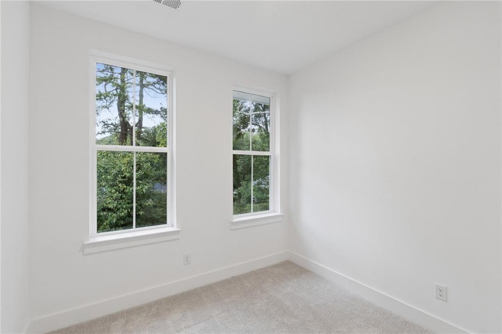 642 Memphis Drive Scottdale, GA 30079 - Photo 14 of 19 Gallery Image 14