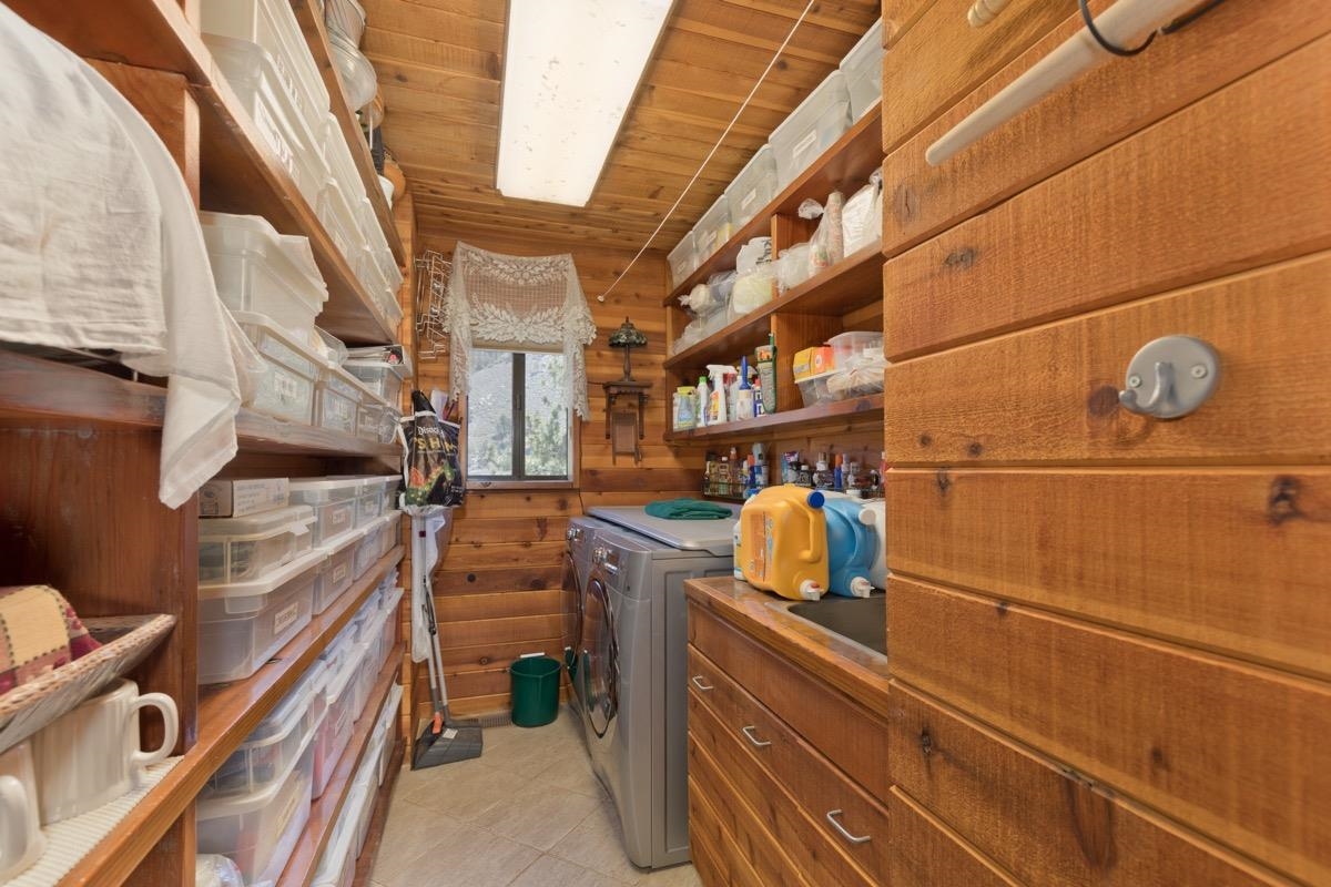 100 Carson View Drive June Lake, CA 93529 - Photo 18 of 48