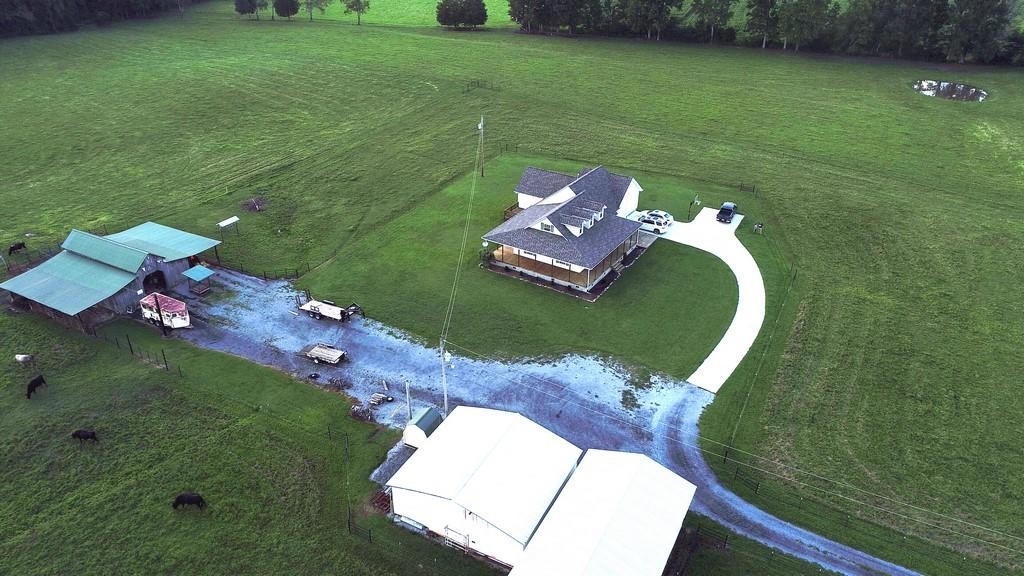 295 CALICO Road Decatur, TN 37322 - Photo 5 of 36 Gallery Image 5