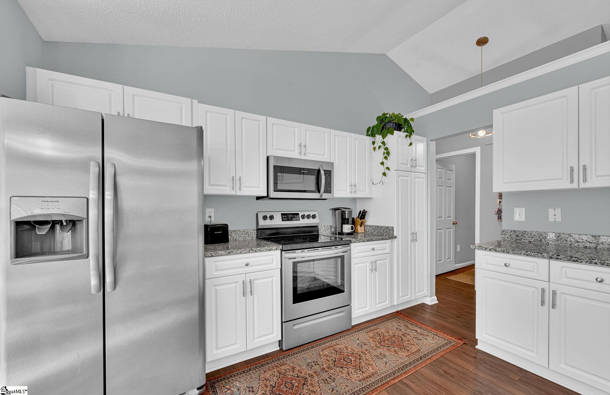 214 Ashridge Way Simpsonville, SC 29681 - Photo 11 of 37