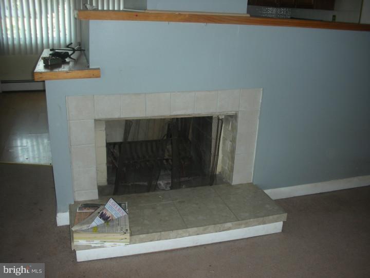 41 Basswood Road Levittown, PA 19057 - Photo 5 of 11 Living Room