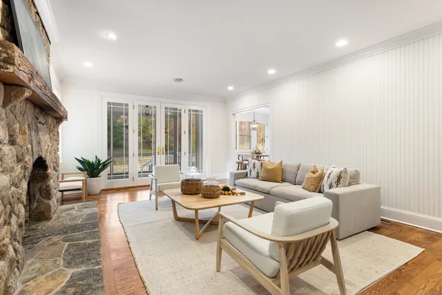 $2,750,000 | 123 Greens Farms Road, Westport, CT 06880