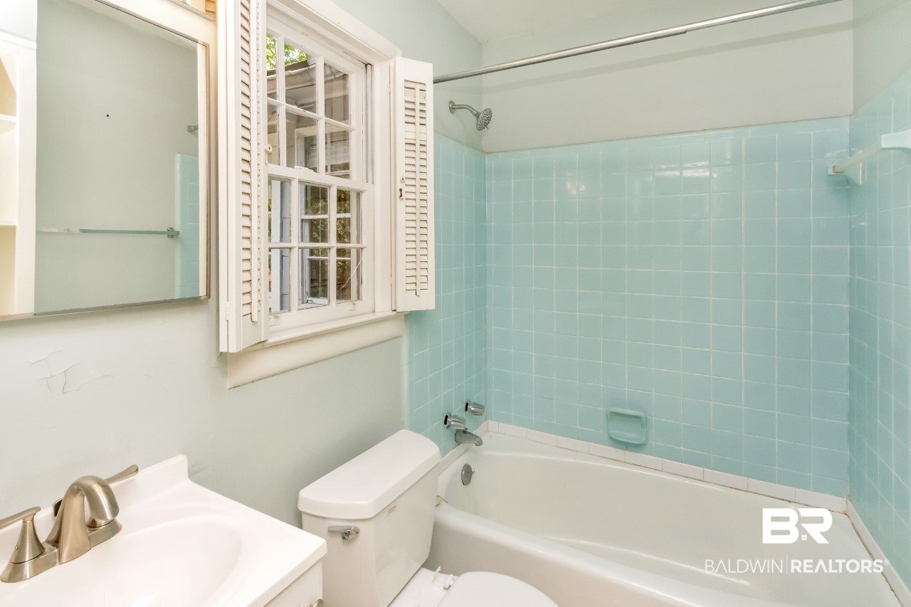 8 Princess Anne Road Mobile, AL 36608 - Photo 19 of 24