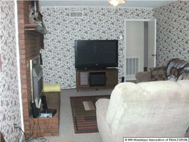 744 Bluff Road Coldwater, MS 38618 - Photo 3 of 12 Additional Photo