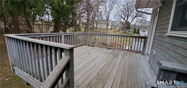 $2,500 | 107 Oakridge Road, Trumbull, CT 06611