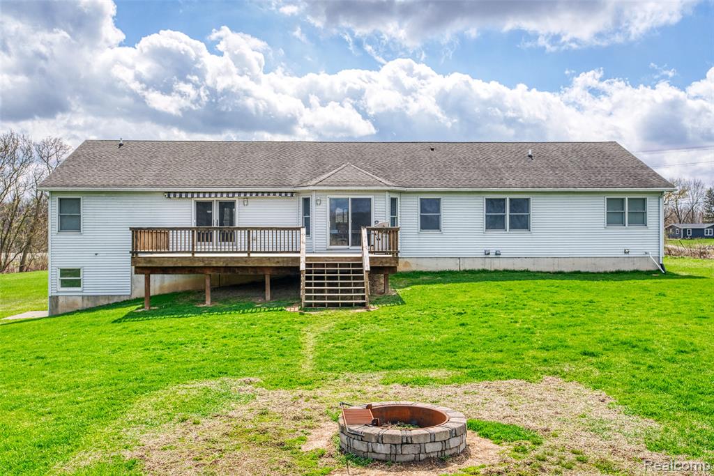 10488 West Grand River Road Fowlerville, MI 48836 - Photo 27 of 34