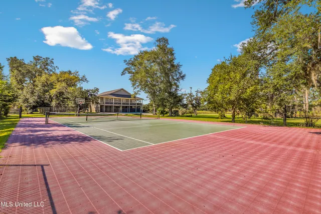 $995,000 | 10125 Choctaw Drive, Bay St. Louis, MS 39520