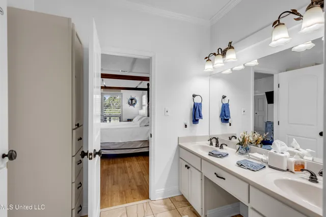 $995,000 | 10125 Choctaw Drive, Bay St. Louis, MS 39520