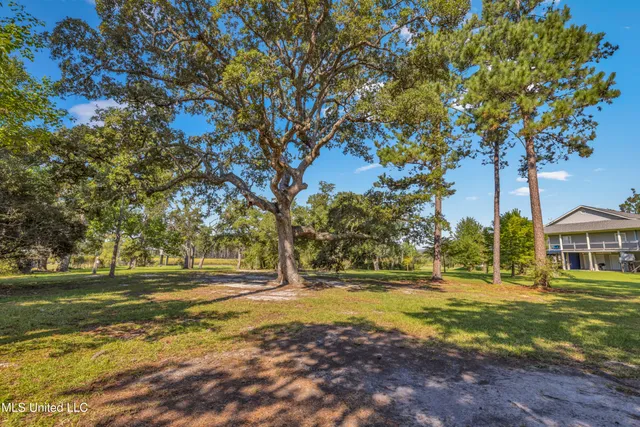 $995,000 | 10125 Choctaw Drive, Bay St. Louis, MS 39520