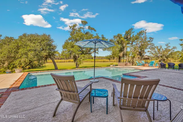 $995,000 | 10125 Choctaw Drive, Bay St. Louis, MS 39520