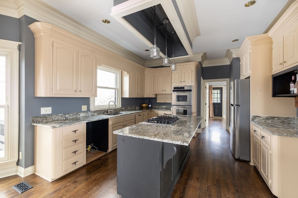 1602 Stop 30 Road Hendersonville, TN 37075 - Photo 5 of 40 Gallery Image 5