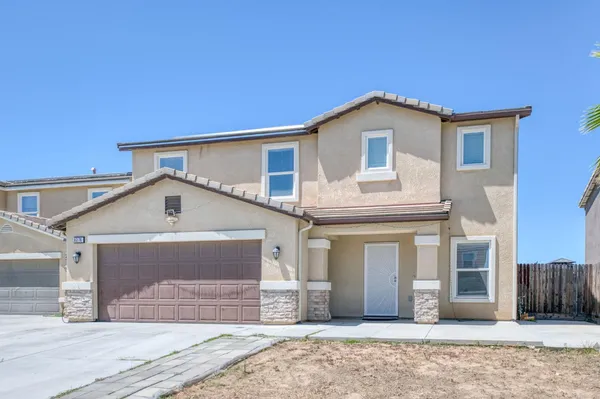 $435,000 | 4374 West Saginaw Way, Fresno, CA 93722