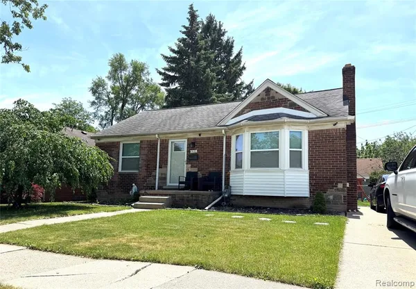 $230,000 | 15153 Dasher Avenue, Allen Park, MI 48101