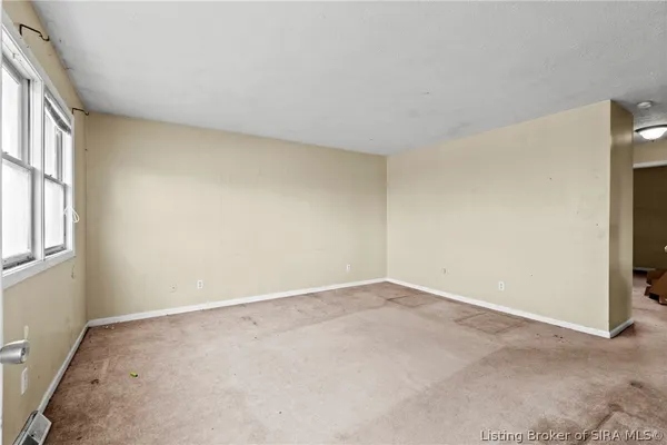 $200,000 | 1820 Meridian Street, Madison, IN 47250