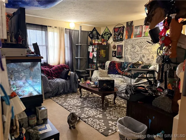 $200,000 | 1820 Meridian Street, Madison, IN 47250