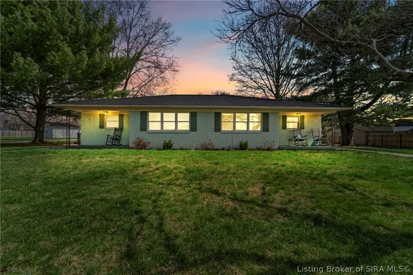 $200,000 | 1820 Meridian Street, Madison, IN 47250