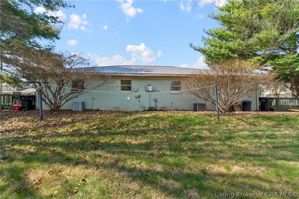 $200,000 | 1820 Meridian Street, Madison, IN 47250